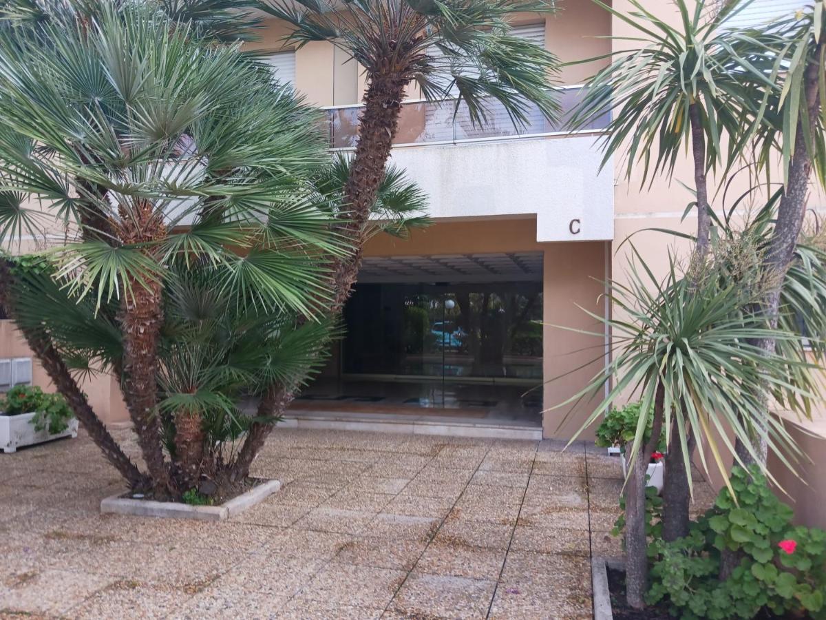 Apartament Rez-De-Jardin Grand Studio Cros-de-Cagnes Zewnętrze zdjęcie